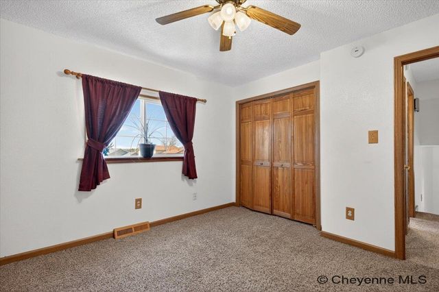 4203 EVERTON DR, Cheyenne, WY 82009