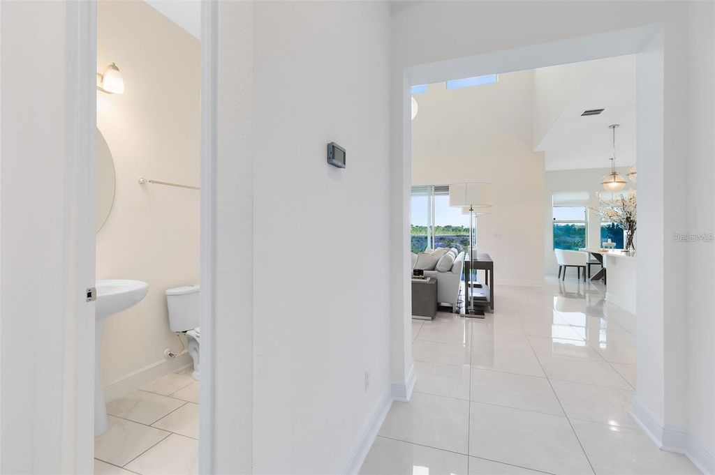 Image 13 of property listing at 1675 AMSEL FALLS PARK TERRACE, Winter Garden, FL 34787