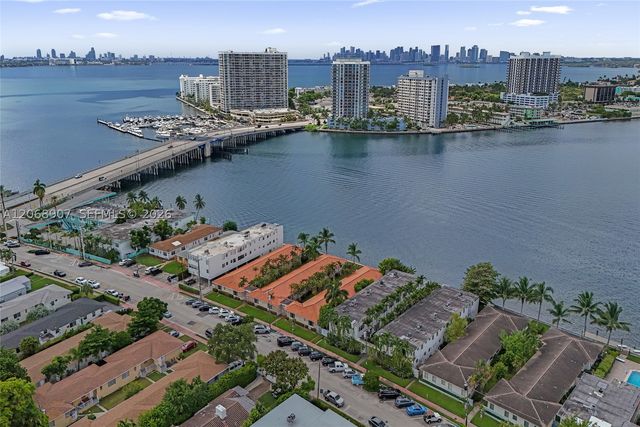 2170 Bay Dr 3-22, Miami Beach, FL 33141