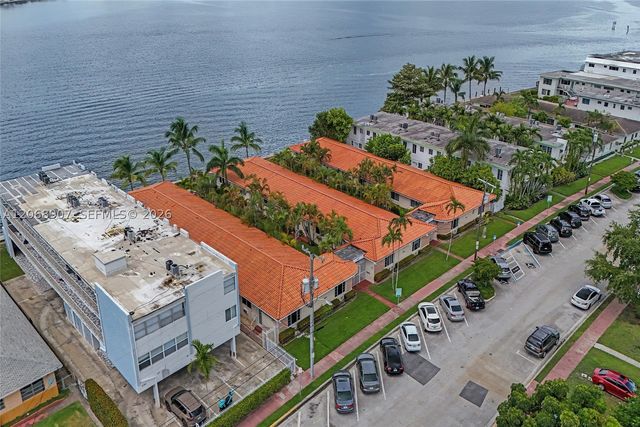 2170 Bay Dr 3-22, Miami Beach, FL 33141