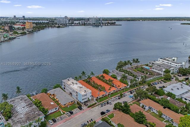 2170 Bay Dr 3-22, Miami Beach, FL 33141