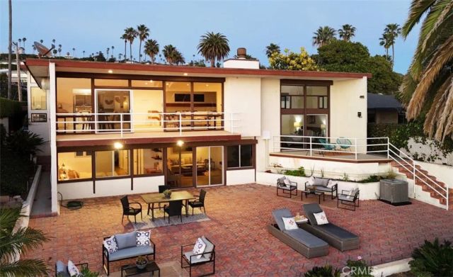 2105 W Paseo Del Mar, San Pedro, CA 90732