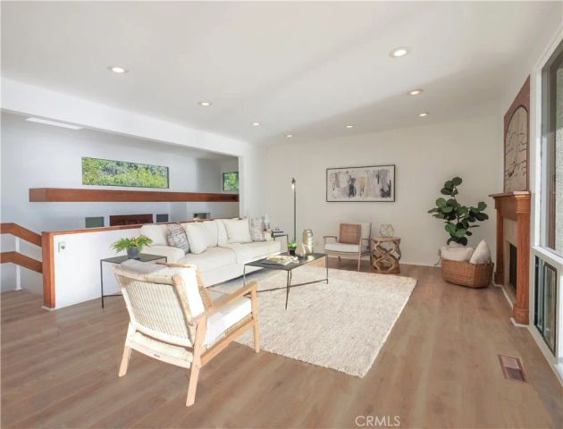 2105 W Paseo Del Mar, San Pedro, CA 90732