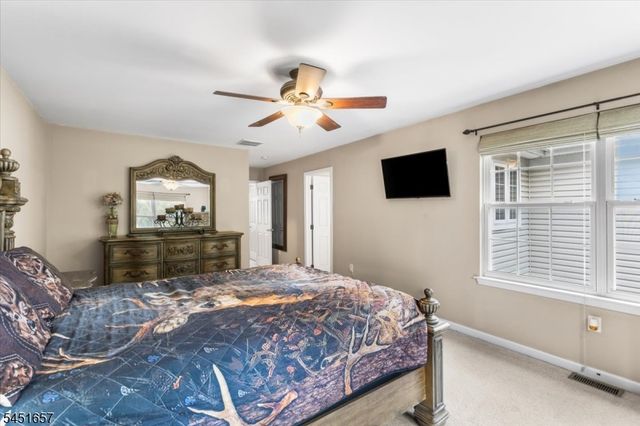 54 Indian Field Dr, Hardyston Twp., NJ 07419
