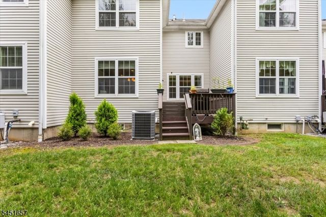 54 Indian Field Dr, Hardyston Twp., NJ 07419