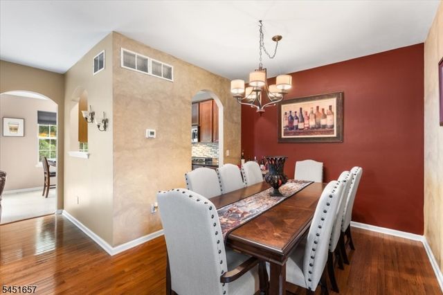 54 Indian Field Dr, Hardyston Twp., NJ 07419