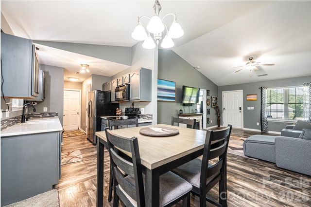 205 Winding Cedar Drive, Statesville, NC 28677
