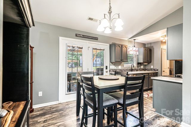 205 Winding Cedar Drive, Statesville, NC 28677