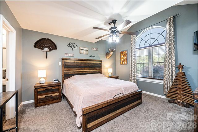 205 Winding Cedar Drive, Statesville, NC 28677