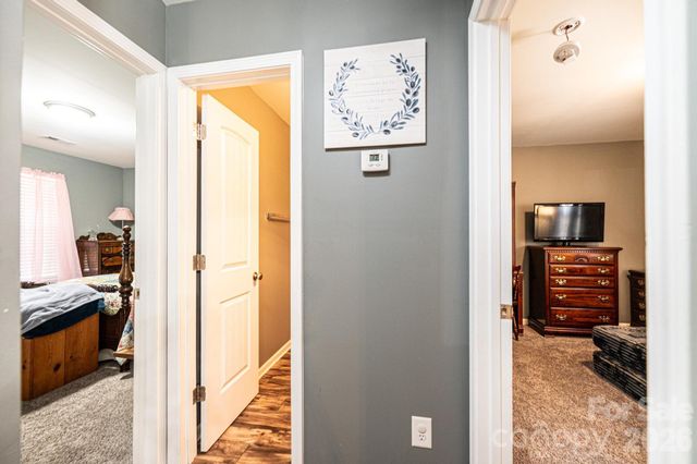 205 Winding Cedar Drive, Statesville, NC 28677