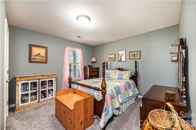 205 Winding Cedar Drive, Statesville, NC 28677