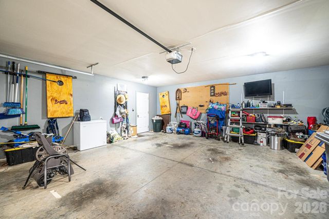 205 Winding Cedar Drive, Statesville, NC 28677
