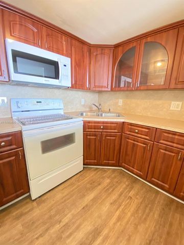 13499 Biscayne Boulevard 1408, North Miami, FL 33181