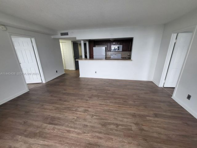 13499 Biscayne Boulevard 1408, North Miami, FL 33181