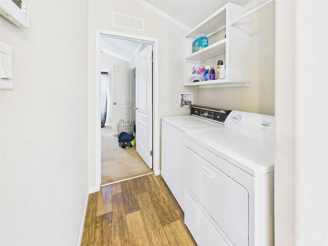 200 N Mustang Ave, Cedar Park, TX 78613
