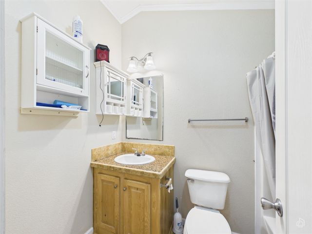 200 N Mustang Ave, Cedar Park, TX 78613