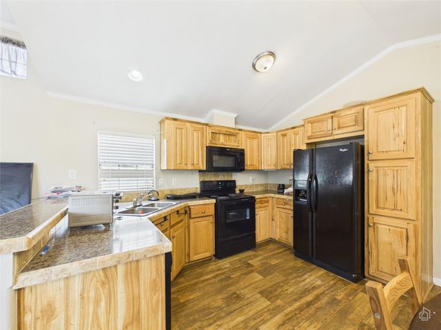 200 N Mustang Ave, Cedar Park, TX 78613