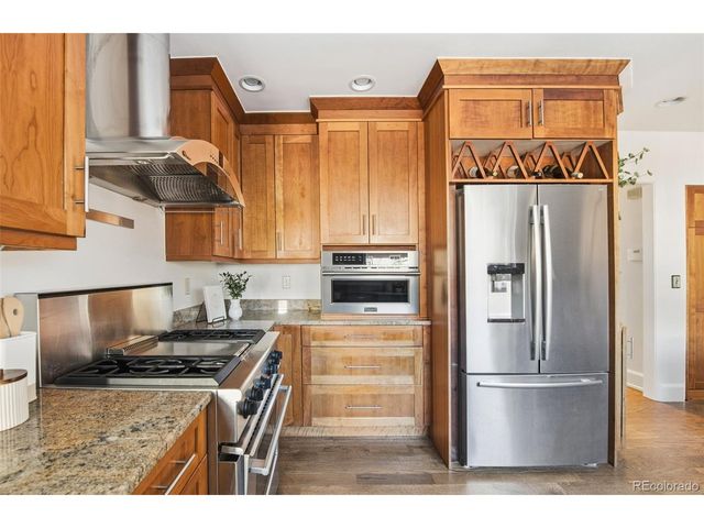 2057 Clermont St, Denver, CO 80207