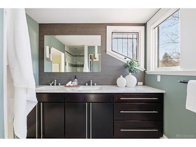 2057 Clermont St, Denver, CO 80207