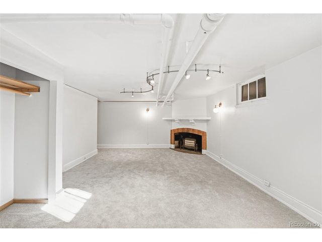 2057 Clermont St, Denver, CO 80207