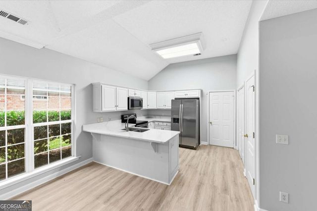 11 Wild Heron Villas Road, Savannah, GA 31419