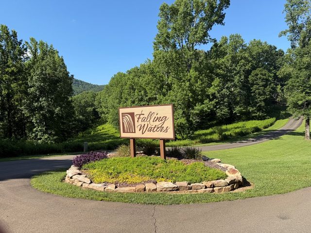 233 Stone Cliff Drive, Ellijay, GA 30560