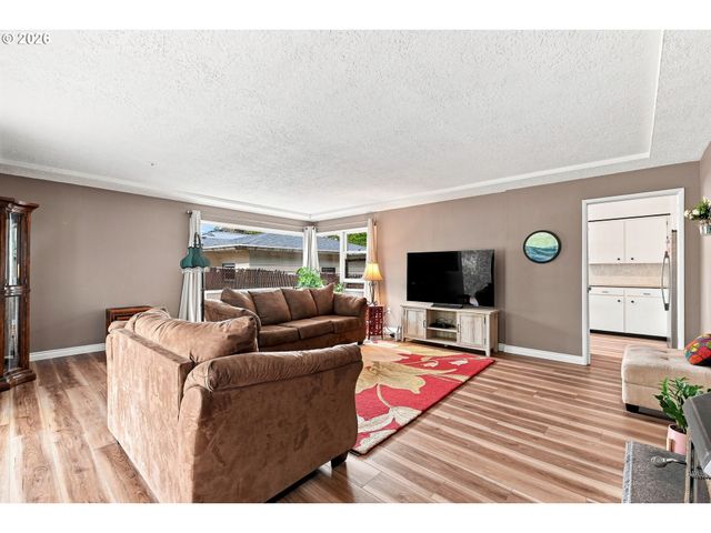 923 Ne 155TH Ave, Portland, OR 97230