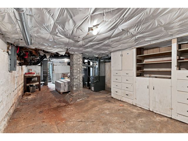 923 Ne 155TH Ave, Portland, OR 97230