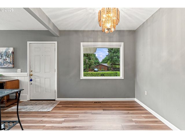 923 Ne 155TH Ave, Portland, OR 97230