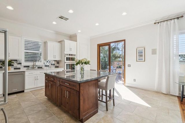 5457 White Oak Lane, San Diego, CA 92130