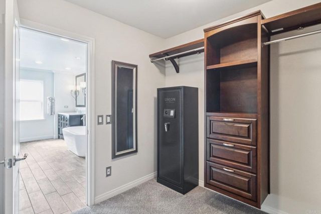 5457 White Oak Lane, San Diego, CA 92130