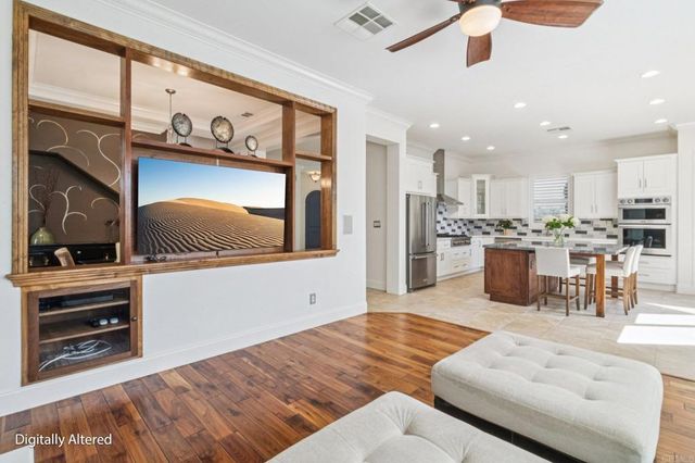 5457 White Oak Lane, San Diego, CA 92130