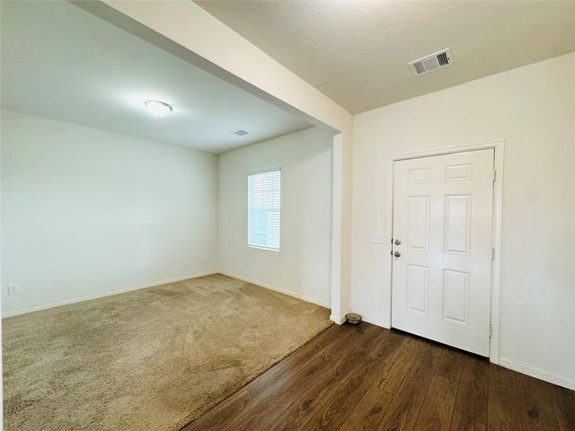 1013 Pitch Pine Court, Brookshire, TX 77423