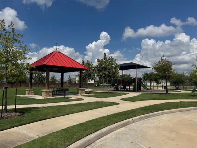 1013 Pitch Pine Court, Brookshire, TX 77423