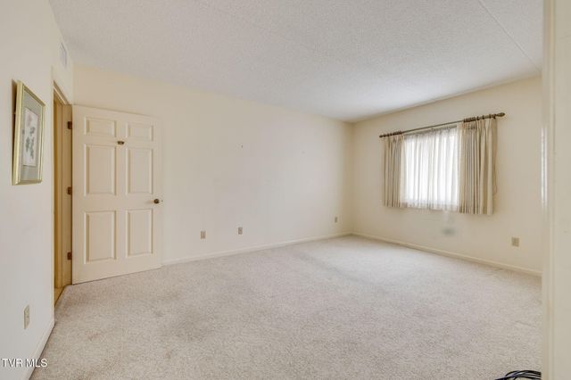 1985 Fort Henry Drive Apt 4a, Kingsport, TN 37664