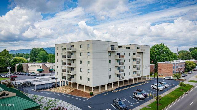 1985 Fort Henry Drive Apt 4a, Kingsport, TN 37664
