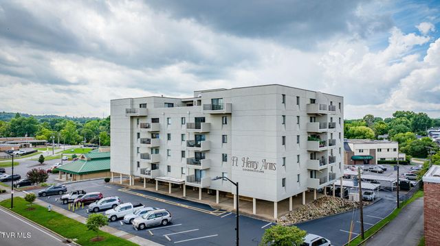 1985 Fort Henry Drive Apt 4a, Kingsport, TN 37664