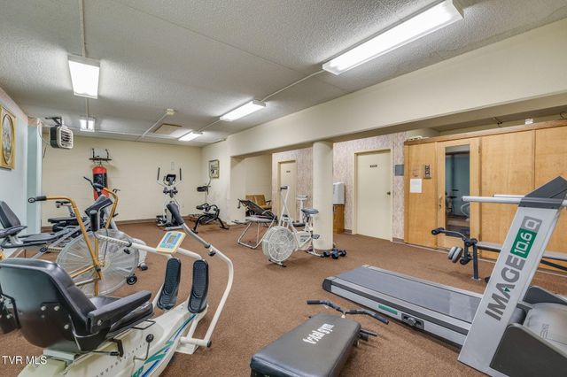 1985 Fort Henry Drive Apt 4a, Kingsport, TN 37664