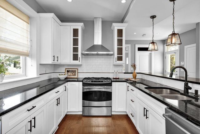 5818 Crescent Court, Worthington, OH 43085