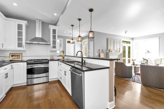 5818 Crescent Court, Worthington, OH 43085