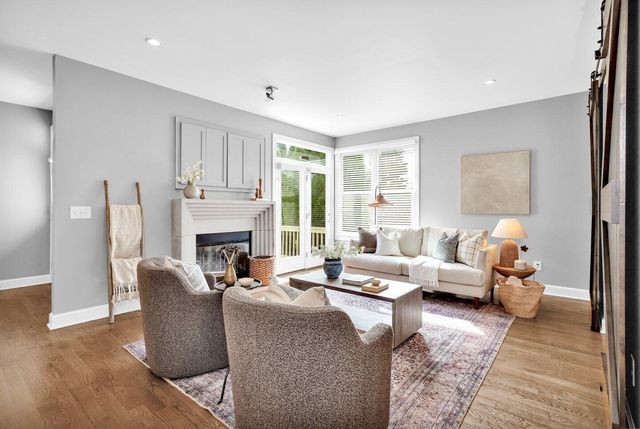 5818 Crescent Court, Worthington, OH 43085