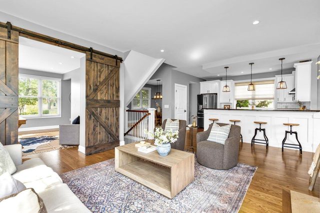 5818 Crescent Court, Worthington, OH 43085