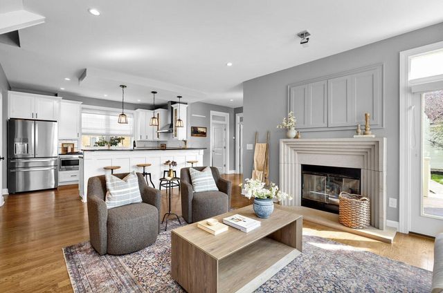 5818 Crescent Court, Worthington, OH 43085