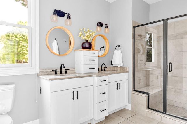 5818 Crescent Court, Worthington, OH 43085