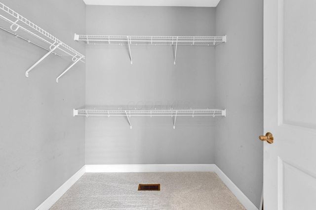 5818 Crescent Court, Worthington, OH 43085