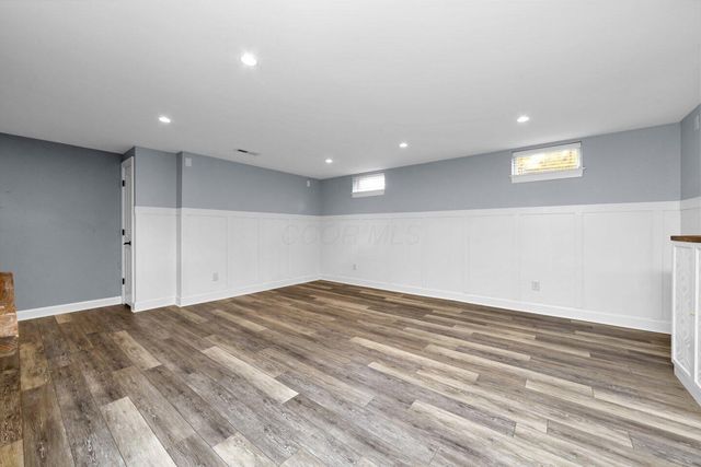 5818 Crescent Court, Worthington, OH 43085