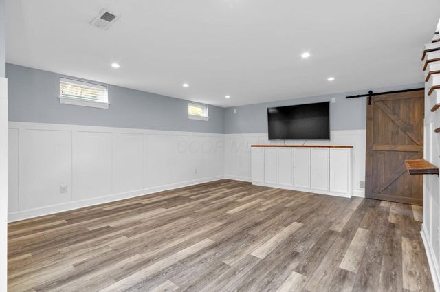 5818 Crescent Court, Worthington, OH 43085