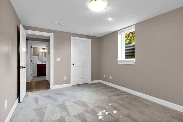 5818 Crescent Court, Worthington, OH 43085