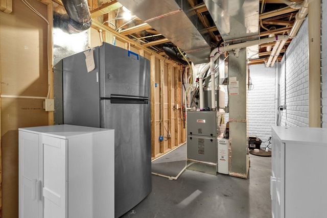 5818 Crescent Court, Worthington, OH 43085