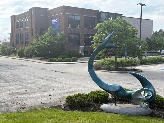 5818 Crescent Court, Worthington, OH 43085